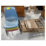 STACK OF METAL FOLDING CHAIRS, SET OF STACKABLE
