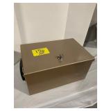 METAL LOCK BOX W/ KEYS