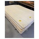 QUEEN SIZE MATTRESS & BOXSPRINGS