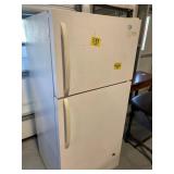 FRIGIDAIRE FRIDGE / FREEZER