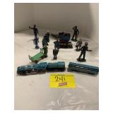 GROUP OF LEAD FIGURES, LIONEL CHRISTMAS ORNAMENT