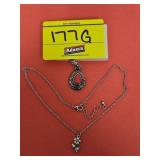 18' CHAIN WITH DAISY PENDANT CHARM, COSTUME