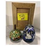 2 ART GLASS PAPERWEIGHTS, PICTURE FRAME