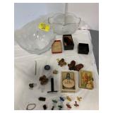 2 CRYSTAL BOWLS, CRACKER JACK CHARMS, MINI