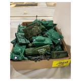 FLAT OF VINTAGE PLASTIC TOY TANKS & MILITARY
