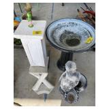 BIRD BATH, PEDESTAL, GARDEN Dï¿½COR