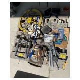 PALLET OF GARDEN Dï¿½COR OF ALL KINDS