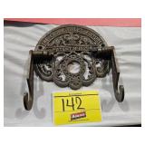 THE CROWN TOILET FIXTURE, PATENT N: 15254 TOILET