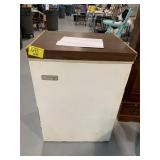 EXCELLENCE BRAND CHEST FREEZER