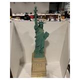 30' TALL BARRETT COLEA 1982 STATUE OF LIBERTY