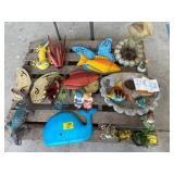 PALLET OF GARDEN Dï¿½COR OF ALL KINDS