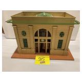 LIONEL CITY METAL BUILDING