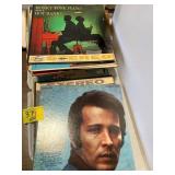 GROUP OF VINYL RECORD ALBUMS