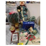 GROUP OF CHRISTMAS Dï¿½COR