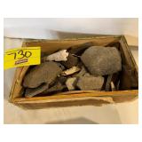 CIGAR BOX OF ANTIQUE NATIVE AMERICAN ARTIFACTS &