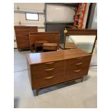 LANE MID CENTURY 5-PIECE FULL SIZE BEDROOM SET -
