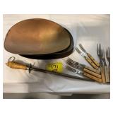 SET OF CIVIL WAR ERA 3-PRONG FORKS, METAL SCALE