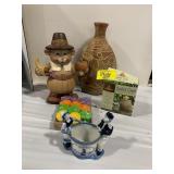BLUE & WHITE PLANTER, POTTERY NATIVE STYLE VASE,