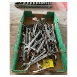 FLAT OF WRENCHES OF ALL KINDS