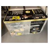 HUNTINGTON III CEILING FAN IN BOX
