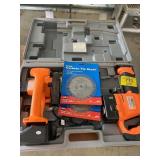 CHICAGO BATTERY POWERED TOOL SET, SPADE CARBIDE
