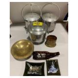 HAMMERED ALUMINUM ICE BUCKETS, BRASS Dï¿½COR, GLASS
