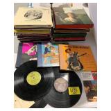 GROUP OF VINYL RECORD ALBUMS