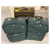 GROUP OF SUITCASES