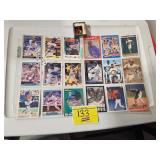 (18) KEN GRIFFEY, JR BASEBALL CARDS & PIN