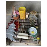 CHRISTMAS Dï¿½COR, BASKETS, METAL RACKS, FISHING