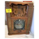 ZENITH WOOD CASE ANTIQUE RADIO