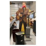 LIFESIZE ELVIS, SHREDDER, VACUUM, TRASHCAN