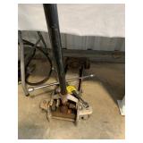CAR JACK, 4-WAY WRENCH