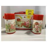 METAL STRAWBERRY SHORTCAKE LUNCHBOX & THERMOS