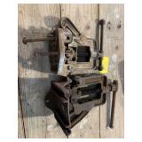 2 PLUMBING YOKE VISES