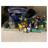 GROUP OF CLEANING SUPPLIES OF ALL KINDS