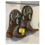 DINGO BRAND COWGIRL BOOTS SZ9M