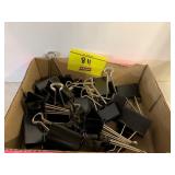 FLAT OF BINDER CLIPS