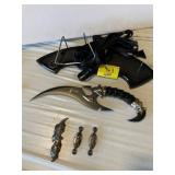 ROBERT SHIFLETT CUSTOM KNIFE W/ HOLDER RACK,