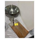 MARBLE & WOOD CUTTING BOARD, CUISINART PAN