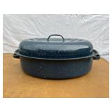 Blue speckled graniteware roaster with lid