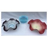 Lot of 3 ruffled glassware bowls