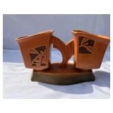 Roseville double planter