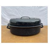Small blue speckled graniteware roaster with lid