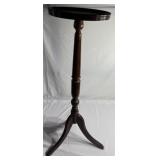 Wooden pedestal plant stand