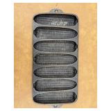 Wagner Ware 1318 Krusty Korn Kobs cornbread pan