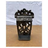 Cast iron match holder