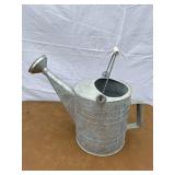 Metal watering can