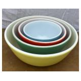 Set of 4 Pyrex mixing bowls. Includes Yellow, gree