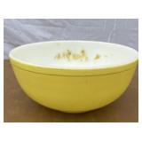 Yellow Pyrex mixing bowl